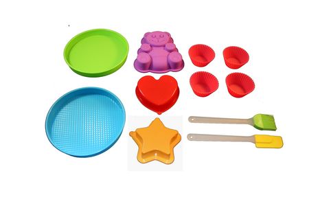 Kids cake mold set