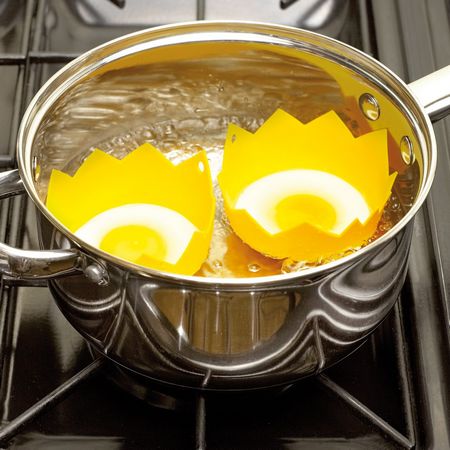 Silicone egg poacher